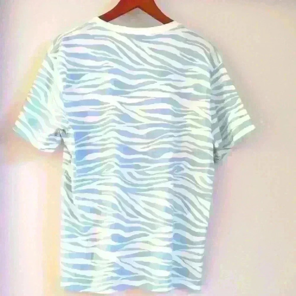 DIVIDED | Women's White/Blue Get Lit Zebra Print T-Shirt Size Medium - Picture 2 of 3